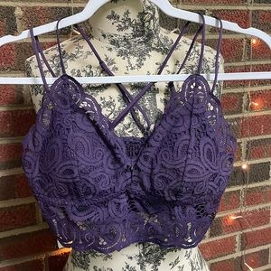 PINK Victoria’s Secret Lace Bralette M‎